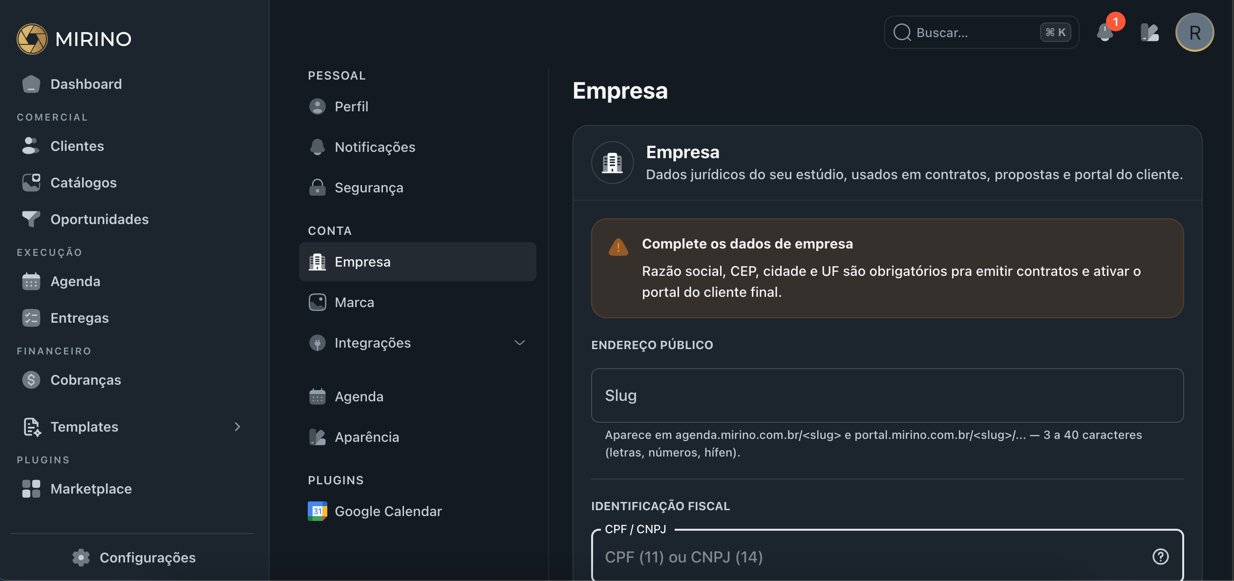 Tela Empresa mostrando o aviso de campos obrigatórios e o campo Slug