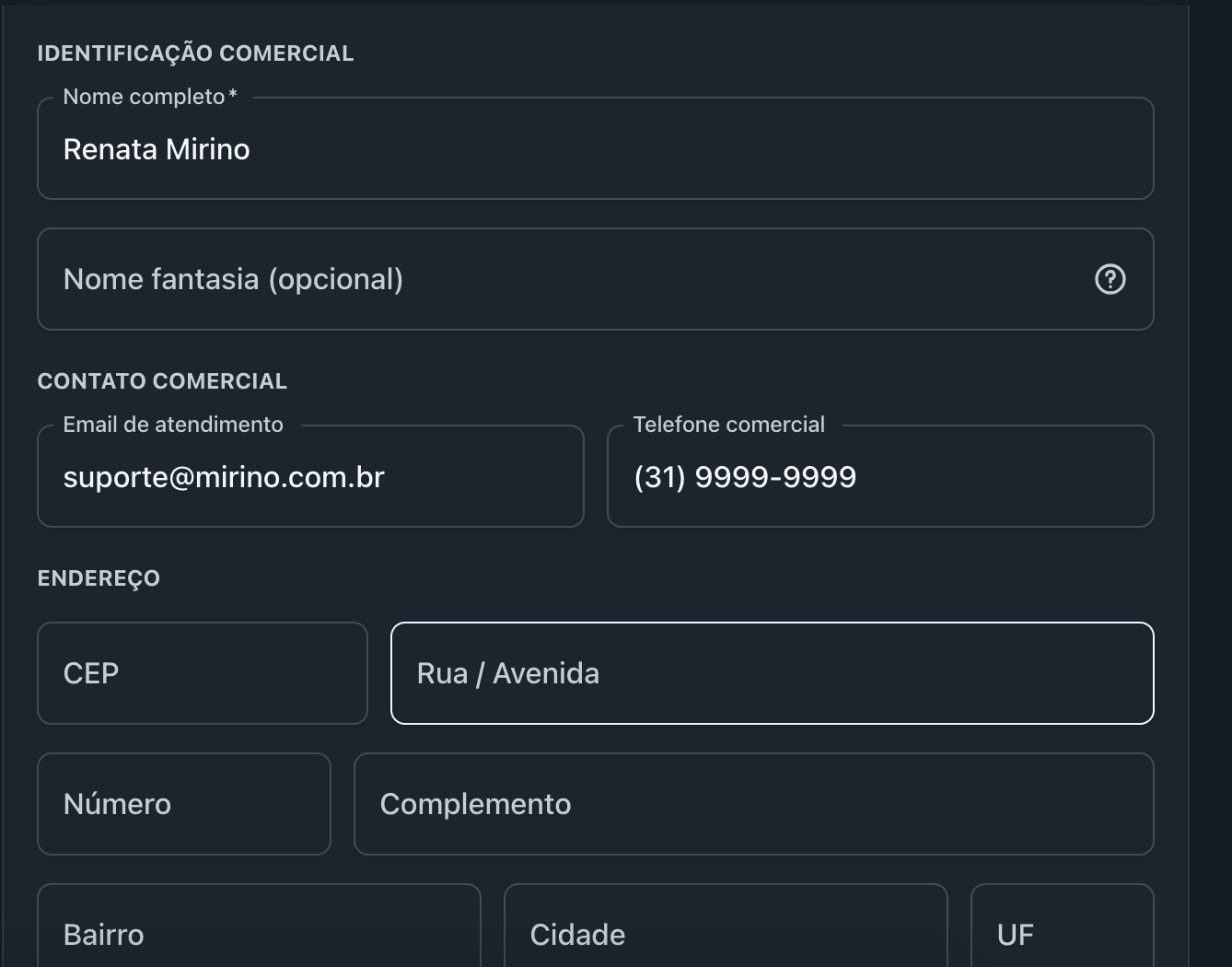 Formulário de Empresa com Identificação Comercial, Contato Comercial e Endereço